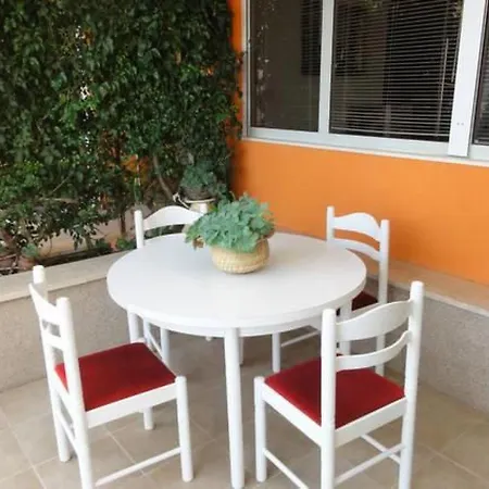 Ruhiggelegenes Sutdio Mit Gartenterrasse In Strandnaehe By Interhome Apartment